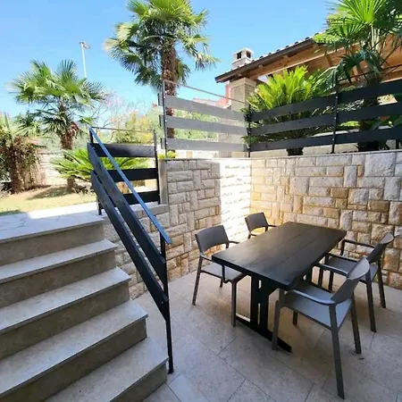 Gabi Apartment